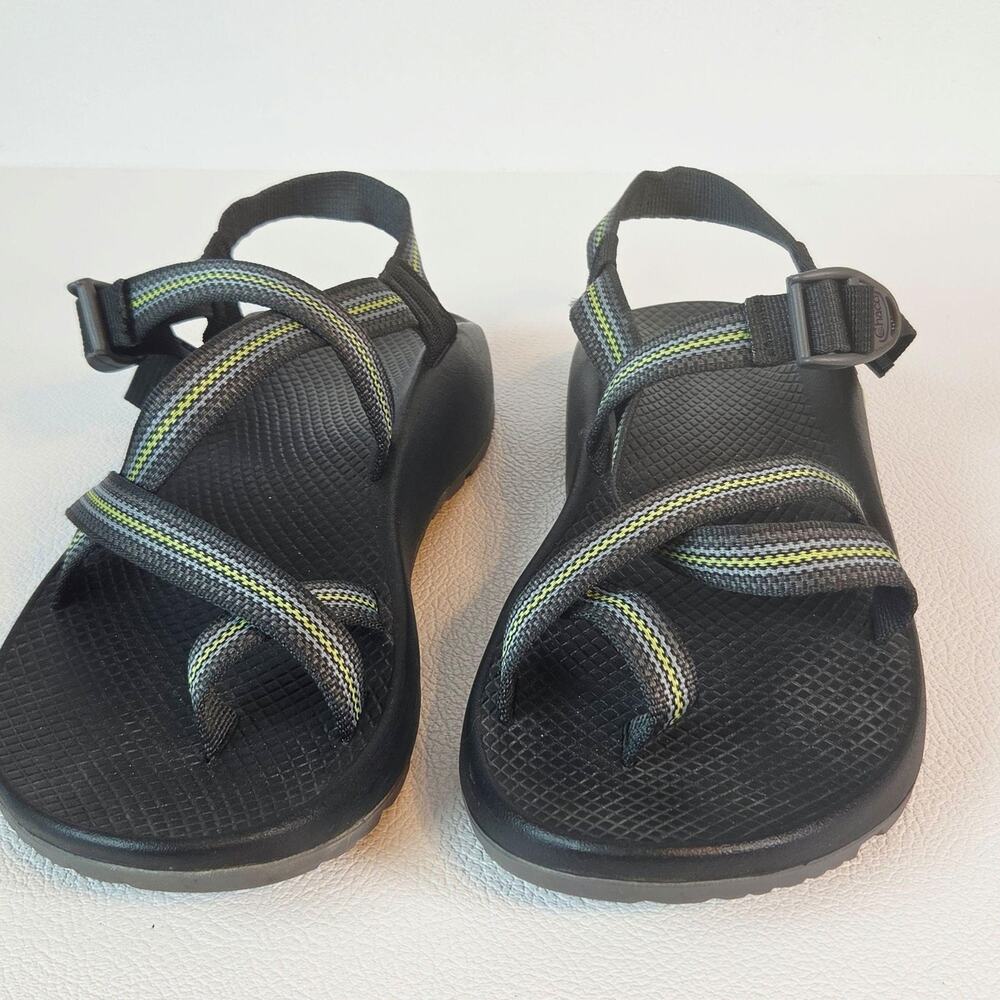 Chaco Sandals Mens 9 Black Striped Thong Toe Loop Adjustable Strap Hiking
